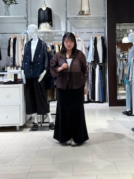 「Thevon（ゼボン）のラメワッシャー袖シャーリングシアーシャツ（シャツ/ブラウス、ブラウン系）」を使った、mayuuu528さん（レディース・158cm）の春コーディネート