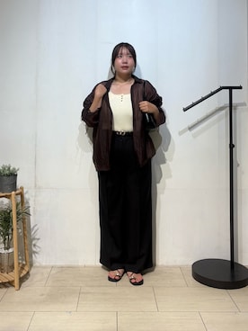 「Thevon（ゼボン）の【累計販売数 1万本 突破！】2タックスラックス（スラックス、ブラック系）」を使った、mayuuu528さん（レディース・158cm）の夏コーディネート
