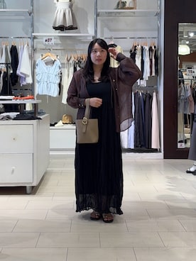 「Thevon（ゼボン）のニュアンスバックル付きバケツバッグ（トートバッグ、ベージュ系）」を使った、mayuuu528さん（レディース・158cm）の夏コーディネート