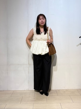 「Thevon（ゼボン）のフェザーヤーンペプラムベスト（ベスト、ホワイト系）」を使った、mayuuu528さん（レディース・158cm）の夏コーディネート