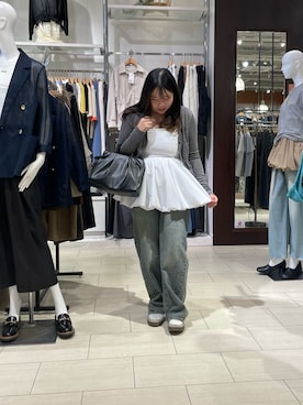 「Thevon（ゼボン）のオーバーダイカーブデニムパンツ（デニムパンツ、ブルー系）」を使った、mayuuu528さん（レディース・158cm）の春コーディネート