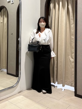 「Thevon（ゼボン）のVネックフリルキャンディスリーブブラウス（シャツ/ブラウス、ホワイト系）」を使った、mayuuu528さん（レディース・158cm）の春コーディネート