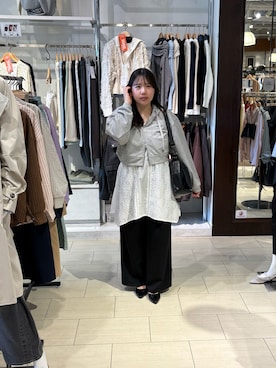 「Thevon（ゼボン）のダブルジップ裏毛ショートパーカー（パーカー、グレー系）」を使った、mayuuu528さん（レディース・158cm）の春コーディネート