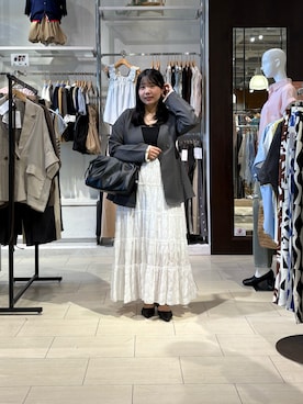 「Thevon（ゼボン）のVネックペプラムジャケット（テーラードジャケット、グレー系）」を使った、mayuuu528さん（レディース・158cm）の春コーディネート