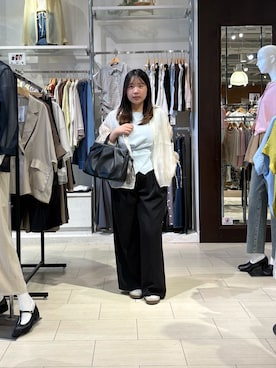 「Thevon（ゼボン）のラメワッシャー袖シャーリングシアーシャツ（シャツ/ブラウス、ホワイト系）」を使った、mayuuu528さん（レディース・158cm）の春コーディネート