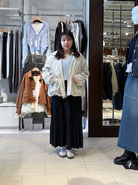 「Thevon（ゼボン）のステンカラーバルーンジャケット（ブルゾン、ホワイト系）」を使った、mayuuu528さん（レディース・158cm）の春コーディネート