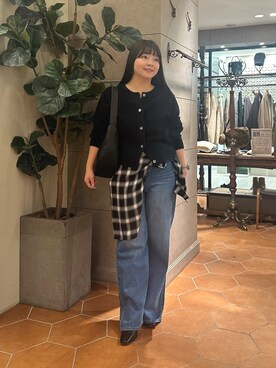 「RIVE DROITE（リヴドロワ）のアイテム（ショルダーバッグ）」を使った、さこちゃんさん（骨格ストレート・レディース・155cm）の秋コーディネート