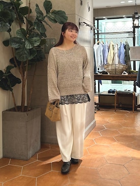 「RIVE DROITE（リヴドロワ）の【ワンショルやオフショルにも！】ペーパーMIXニット（ニット/セーター、ベージュ系）」を使った、さこちゃんさん（レディース・155cm）の冬コーディネート