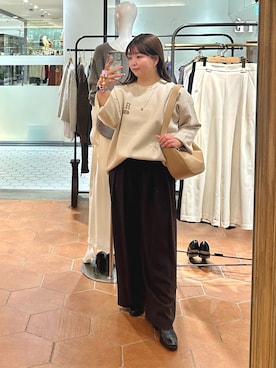 「RIVE DROITE（リヴドロワ）のアイテム（ショルダーバッグ）」を使った、さこちゃんさん（骨格ストレート・レディース・155cm）の秋コーディネート