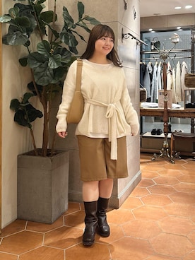 「RIVE DROITE（リヴドロワ）のアイテム（ショルダーバッグ）」を使った、さこちゃんさん（骨格ストレート・レディース・155cm）の秋コーディネート