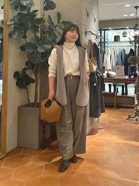 「アイテム（チョーカー）」を使った、さこちゃんさん（レディース・155cm）の秋コーディネート