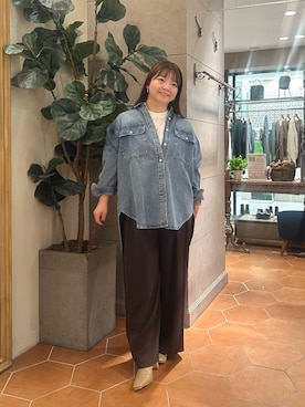 「アイテム（スラックス）」を使った、さこちゃんさん（レディース・155cm）の秋コーディネート
