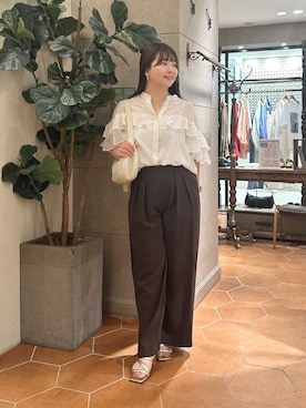 「RIVE DROITE（リヴドロワ）の【コーデのポイントに】レザーボディバッグ（ハンドバッグ）」を使った、さこちゃんさん（レディース・155cm）の夏コーディネート