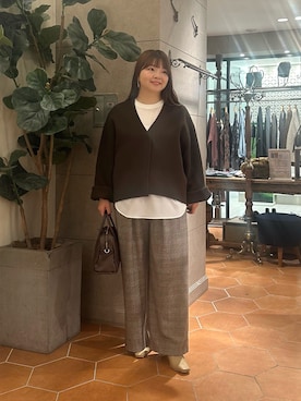 「アイテム（スラックス）」を使った、さこちゃんさん（レディース・155cm）の秋コーディネート