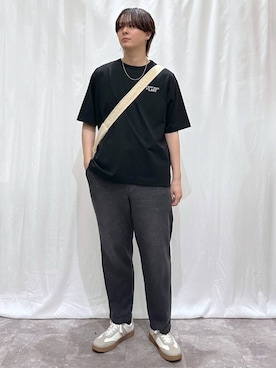 「GLOBAL WORK（グローバルワーク）のエアかるクラシックスニーカー/142642（スニーカー、ベージュ系）」を使った、kazuoさん（メンズ・182cm）の春コーディネート