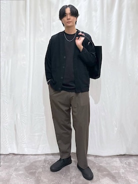 「アイテム（カーディガン/ボレロ）」を使った、kazuoさん（メンズ・182cm・20代）の秋コーディネート