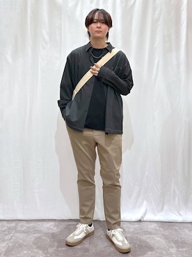 「GLOBAL WORK（グローバルワーク）のエアかるクラシックスニーカー/142642（スニーカー、ベージュ系）」を使った、kazuoさん（メンズ・182cm）の春コーディネート