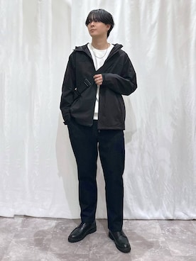 「アイテム（マウンテンパーカー）」を使った、kazuoさん（メンズ・182cm）の冬コーディネート