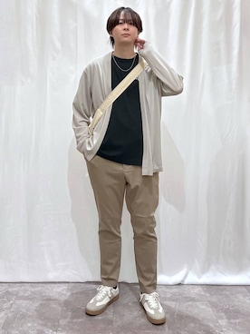 「GLOBAL WORK（グローバルワーク）のエアかるクラシックスニーカー/142642（スニーカー、ベージュ系）」を使った、kazuoさん（メンズ・182cm）の春コーディネート