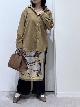「アイテム（バンダナ/スカーフ）」を使った、かとやまさん（レディース・158cm・30代）の秋コーディネート