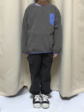 「アイテム（カーゴパンツ）」を使った、かとやまさん（キッズ・123cm）の冬コーディネート