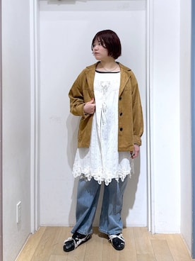 「LOWRYS FARM（ローリーズファーム）のワイドストレートデニムパンツ　607883（デニムパンツ、ブルー系）」を使った、ももみんさん（レディース・161cm）の春コーディネート