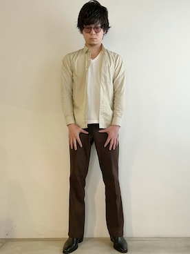 「HANES（ヘインズ）の【HANES】ＪＡＰＡＮ　ＦＩＴ　Ｖネック　無地　Tシャツ　ヘインズ（Tシャツ/カットソー）」を使った、tatsuokikimuraさん（メンズ・170cm）の冬コーディネート