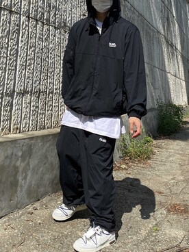 「韓国」｜「アイテム（ナイロンジャケット）」を使った、crumpさん（メンズ・170cm）の冬コーディネート
