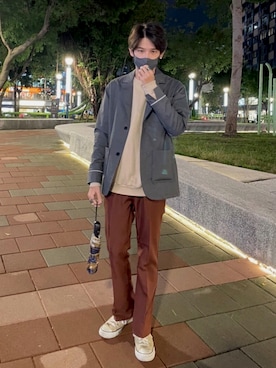 「H&M（エイチ・アンド・エム）のアイテム（スウェット）」を使った、張さん（メンズ・172cm）の秋コーディネート