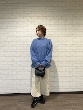 「オフホワイト」｜「アイテム（スカート）」を使った、YUKIさん（レディース・160cm）の秋コーディネート