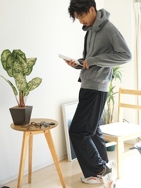 「秋のコーデ」｜「UNIQLO（ユニクロ）のアイテム（パーカー）」を使った、Yamaさん（メンズ・172cm）の秋コーディネート