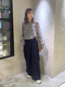 「アイテム（スウェットパンツ）」を使った、MIKAさん（レディース・165cm・20代）の秋コーディネート