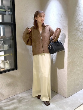 「アイテム（ブルゾン）」を使った、MIKAさん（レディース・165cm）の秋コーディネート