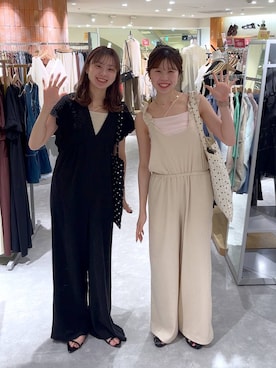「アイテム（サロペット/オーバーオール）」を使った、MIKAさん（レディース・165cm）の夏コーディネート