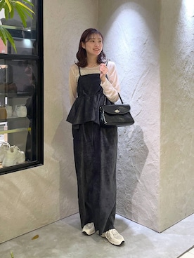 「アイテム（オールインワン・サロペット）」を使った、MIKAさん（レディース・165cm）の秋コーディネート