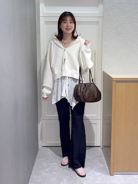 「LOWRYS FARM（ローリーズファーム）の【500mlペットボトル収納可】タックボストンＢＡＧ　1049023（ボストンバッグ、ブラウン系）」を使った、MIKAさん（レディース・165cm）の夏コーディネート