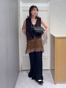 「LOWRYS FARM（ローリーズファーム）の【500mlペットボトル収納可】フラップショルダーＢＡＧ 1046881（ショルダーバッグ、ブラック系）」を使った、MIKAさん（レディース・165cm）の夏コーディネート