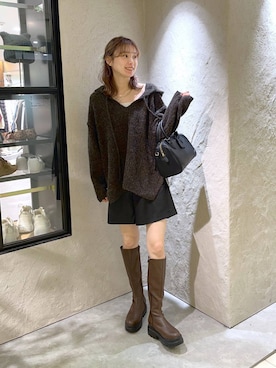 「LOWRYS FARM（ローリーズファーム）のアイテム（ニット/セーター）」を使った、MIKAさん（レディース・165cm）の秋コーディネート