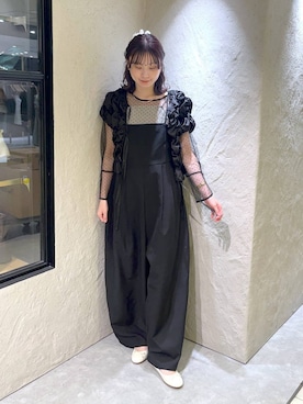 「LOWRYS FARM（ローリーズファーム）のdayme/バレルサロペット　1049020（パンツドレス、ブラック系）」を使った、MIKAさん（レディース・165cm）の夏コーディネート