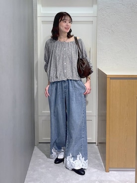 「LOWRYS FARM（ローリーズファーム）の【500mlペットボトル収納可】タックボストンＢＡＧ　1049023（ボストンバッグ、ブラウン系）」を使った、MIKAさん（レディース・165cm）の夏コーディネート