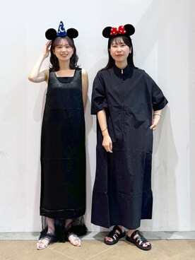 サテンノースリーブワンピース 121246を使った人気ファッション