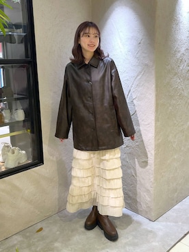 「アイテム（カバーオール）」を使った、MIKAさん（レディース・165cm）の秋コーディネート