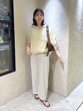 「LOWRYS FARM（ローリーズファーム）の【500mlペットボトル収納可】フラップショルダーＢＡＧ 1046881（ショルダーバッグ、ブラウン系）」を使った、MIKAさん（レディース・165cm）の夏コーディネート
