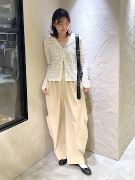 「LOWRYS FARM（ローリーズファーム）の【500mlペットボトル収納可】フラップショルダーＢＡＧ 1046881（ショルダーバッグ、ブラック系）」を使った、MIKAさん（レディース・165cm）の秋コーディネート