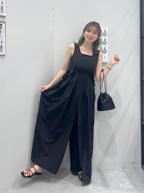 MIKA(LOWRYS FARM イオンレイクタウン)｜LOWRYS FARMのショルダーバッグを使ったコーディネート - WEAR