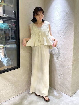 「LOWRYS FARM（ローリーズファーム）のステンレスフープチョーカー 127295（チョーカー、ゴールド系）」を使った、MIKAさん（レディース・165cm）の夏コーディネート