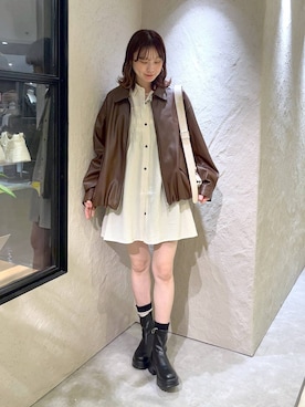 「LOWRYS FARM（ローリーズファーム）のストレッチボリュームヒールブーツ　1044026（ブーツ、ブラック系）」を使った、MIKAさん（レディース・165cm）の秋コーディネート