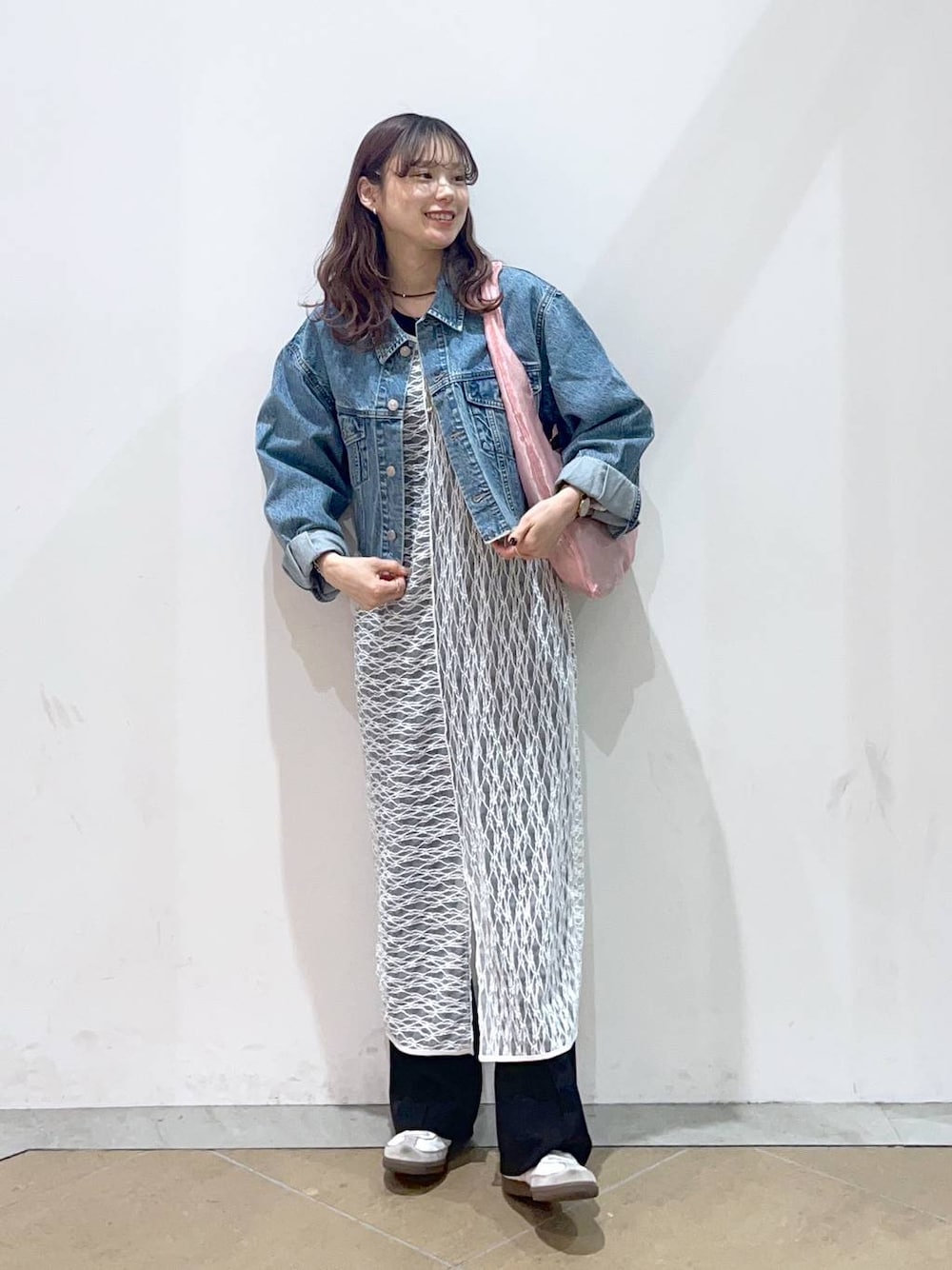 MIKA(LOWRYS FARM イオンレイクタウン)｜LOWRYS FARMのデニムジャケットを使ったコーディネート - WEAR