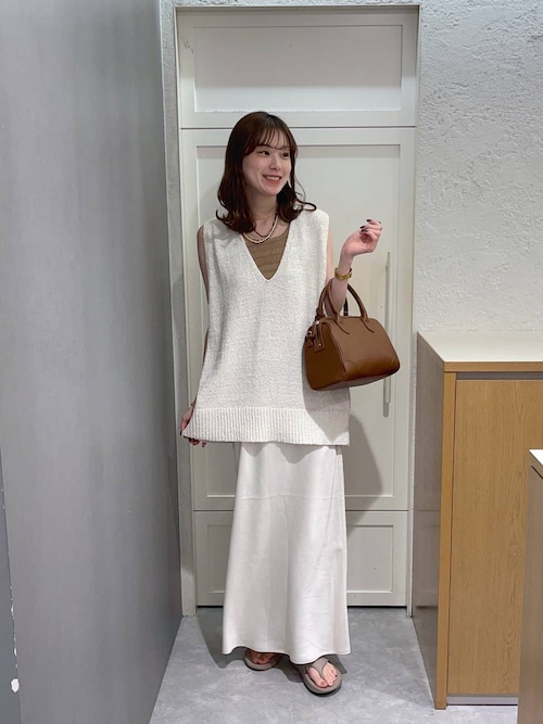 セール】ラメスラブオーバーベスト 321159（ニット/セーター）｜LOWRYS