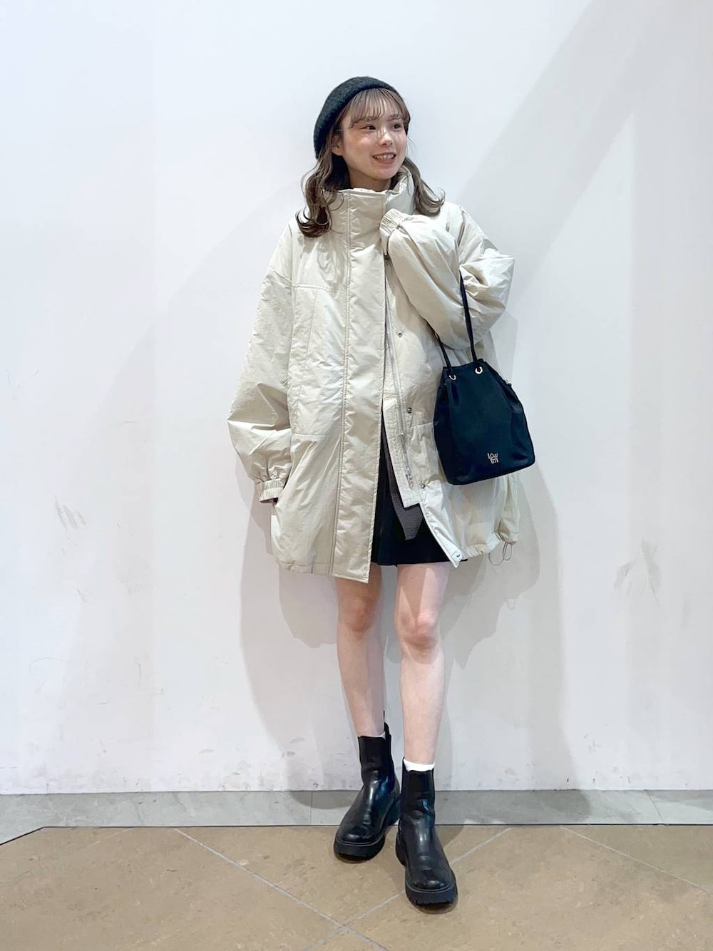 MIKA(LOWRYS FARM イオンレイクタウン)｜LOWRYS FARMのその他アウターを使ったコーディネート - WEAR